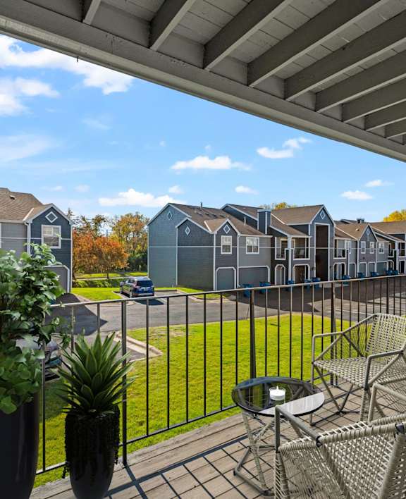 Expansive Balcony