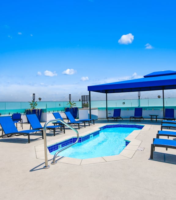 pool area at Metro, Los Angeles