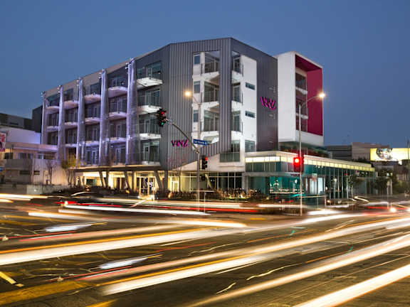 Vinz on Fairfax Apartments in Los Angeles, California Exterior at Night