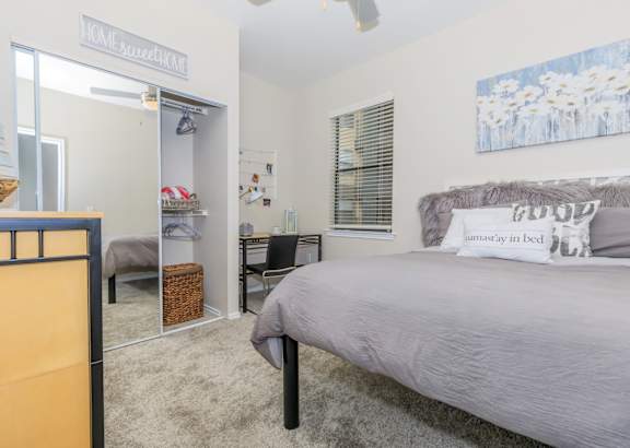 Riverwalk Luxury Apartments in Tucson, Arizona Model Bedroom