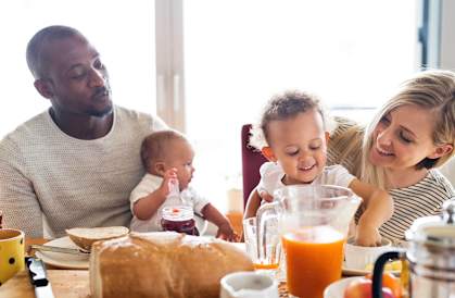 Family Dining at The Glen, Lewisville, TX 75067