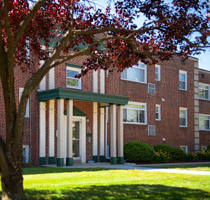 Building at Pacific Highlands Apartments, Natrona Heights