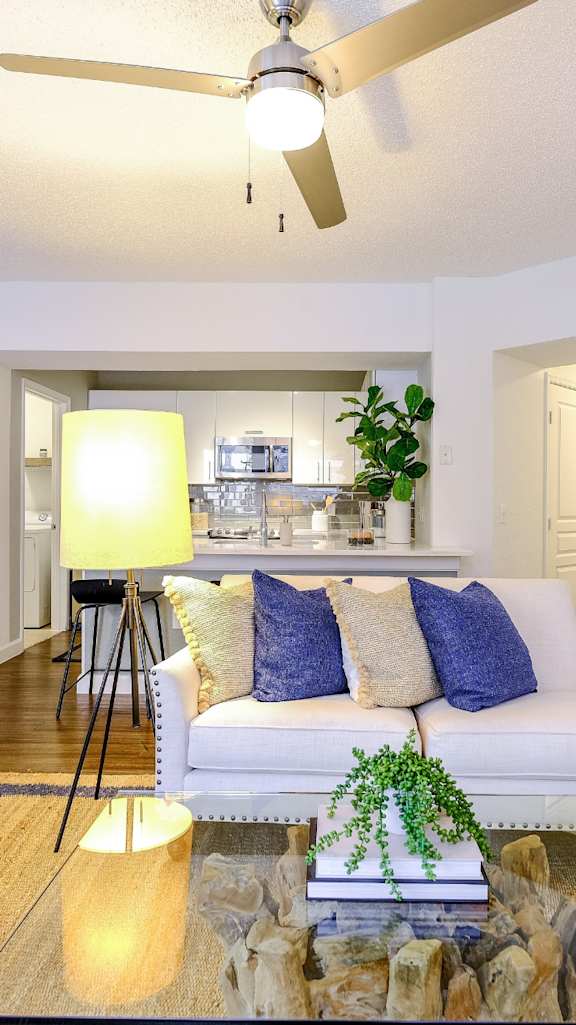 Spacious Open Airy Living at The Sophia at Abacoa, Jupiter