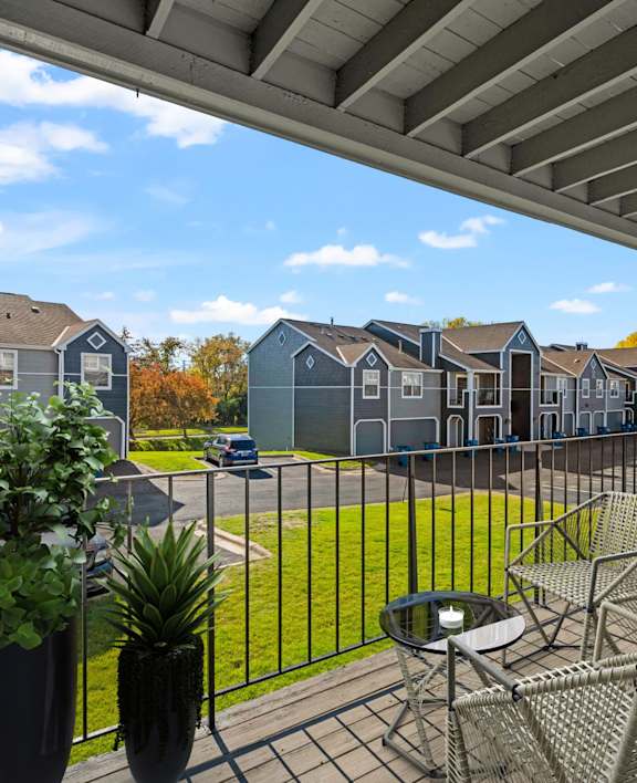 Expansive Balcony