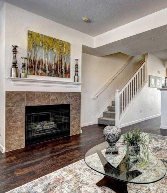 Fully Equipped Kitchen With Modern Appliances at The Townhomes at Pine Drive, Colorado