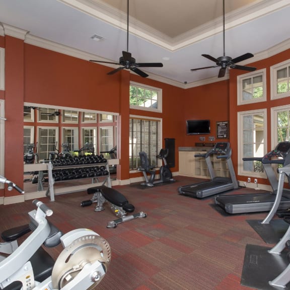 Luxury Apartments In Garland, TX Stoneleigh on Spring Creek