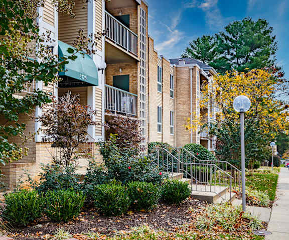 Lush Landscaped Grounds