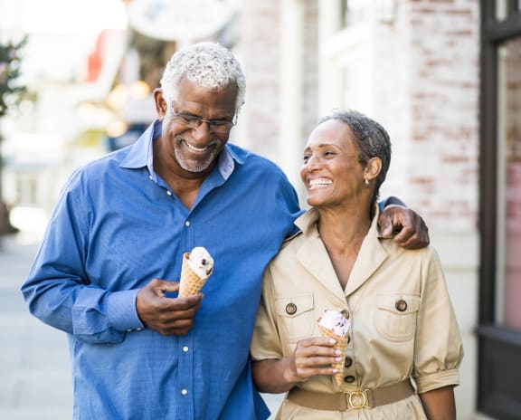 Couple with ice cream