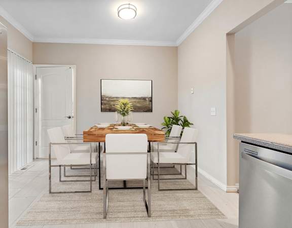 Dining Area at Brandywine Apartments, Michigan, 48322