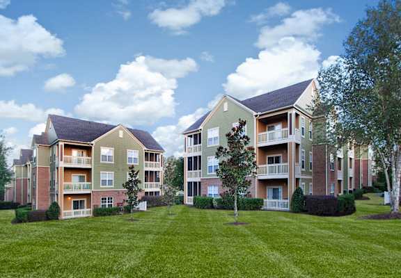 Exterior Building at Alden Place at South Square Apartments, Durham, NC 27707