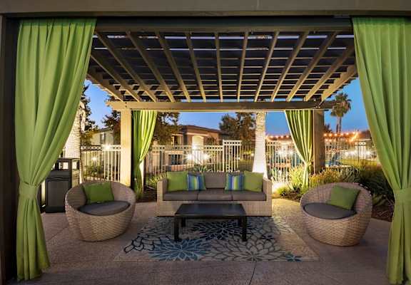 Estancia at Mission Grove Patio Lounge Area