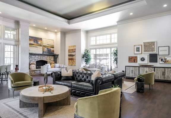 social lounge with plenty of conversation areas at Stoneleigh on Spring Creek apartments