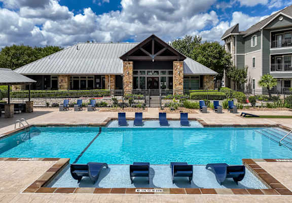 swimming pool at Boardwalk Med Center  San Antonio apartments