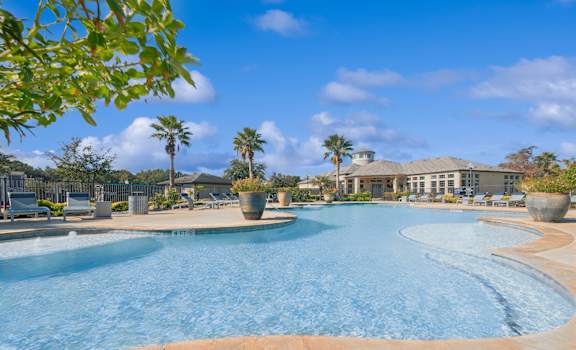 resort-inspired swimming pool at Park at Magnolia luxury apartments