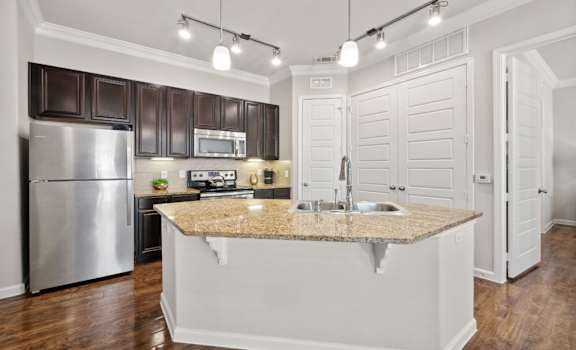 10_Berkshire Woodland_Kitchen_resized