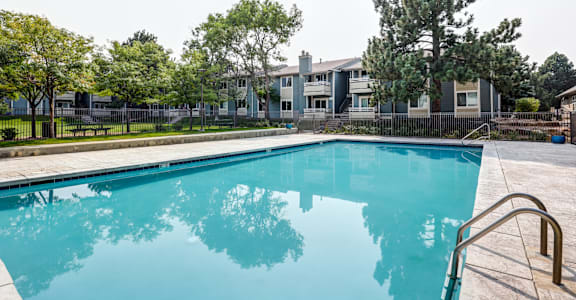 the swimming pool at the preserve at polo ridge apartments sc