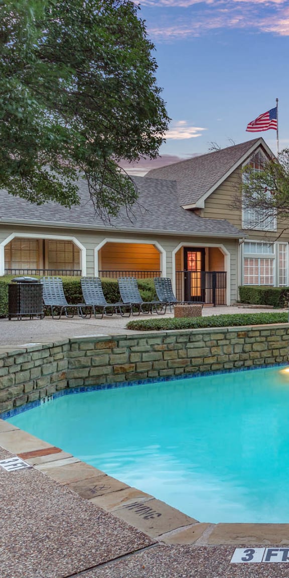 Resort Style Swimming Pool at The Willows on Rosemeade, Dallas