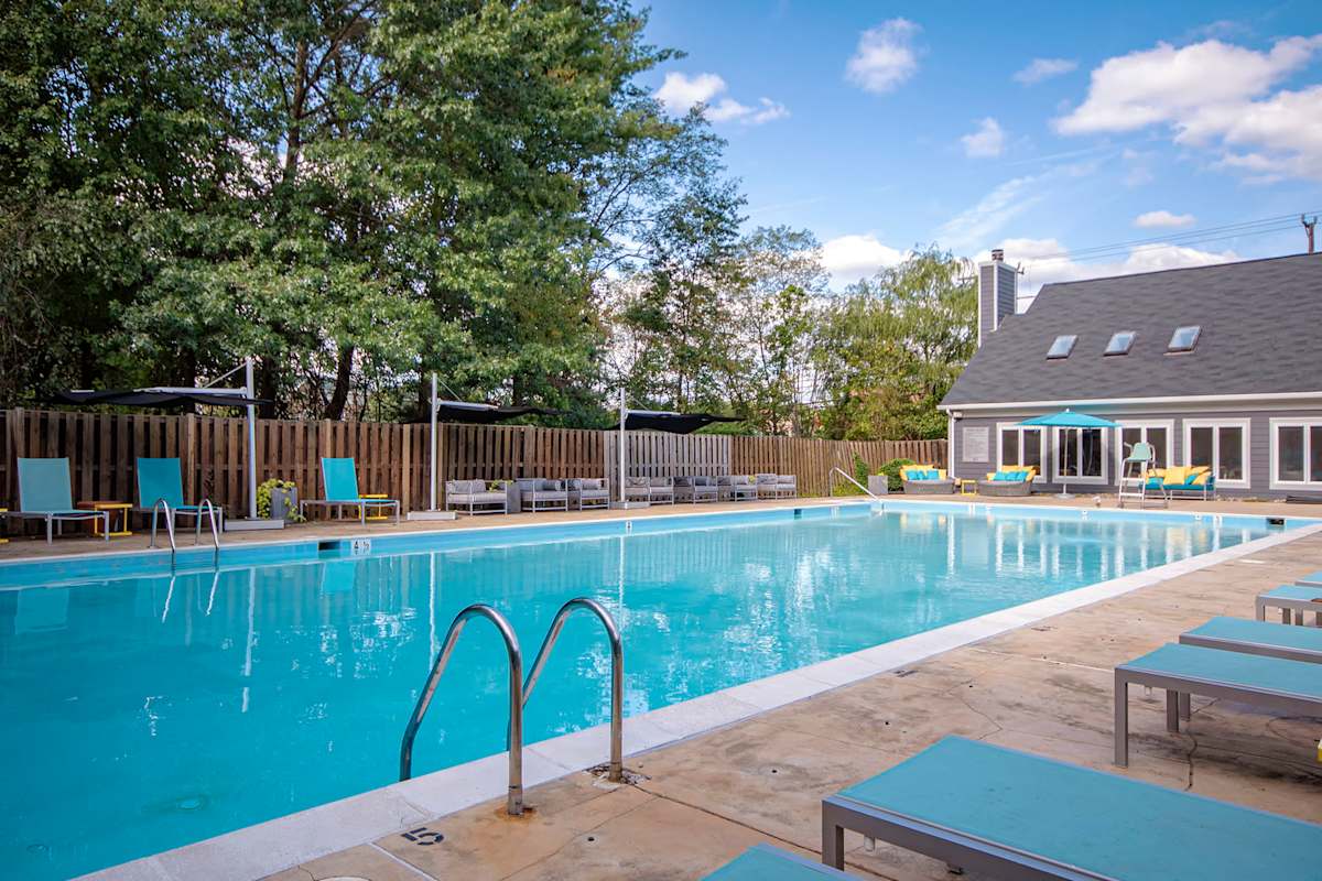 Woodside Apartments swimming pool - Lorton, VA