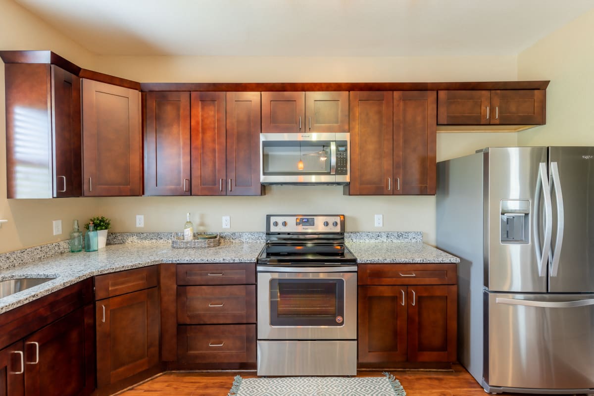 Apartments and Townhomes for Rent in Lenexa, KS Prairie Creek