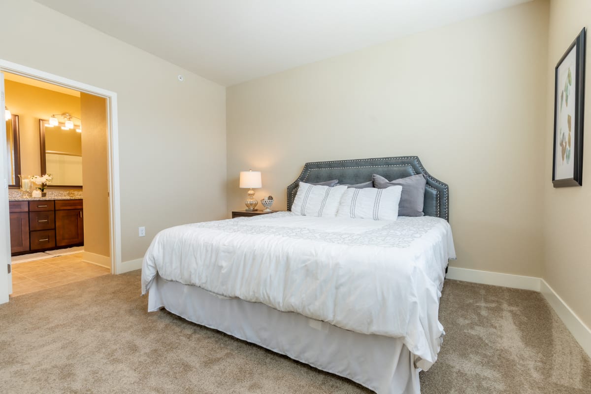 Apartments and Townhomes for Rent in Lenexa, KS Prairie Creek