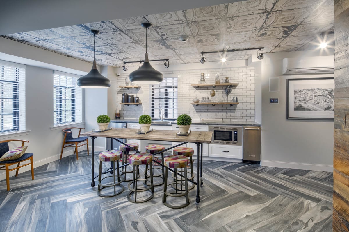 Alden Park Luxury Apartments kitchen - Philadelphia, PA
