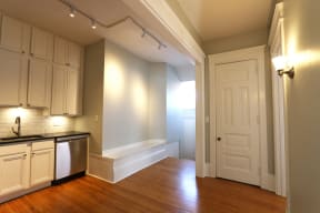 Summit Apartments in St. Paul, Minnesota