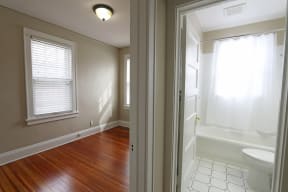 929 Summit Ave Carriage House, St Paul, Minnesota