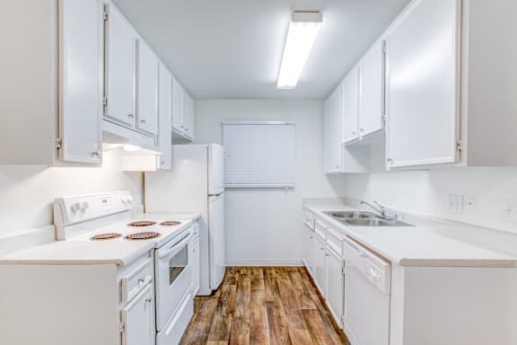 Spacious and bright kitchens at Woodlake, Escondido, California