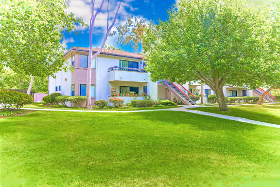 Village Park Apartments in Encinitas, CA, offers a park-like community with wide-open green spaces!