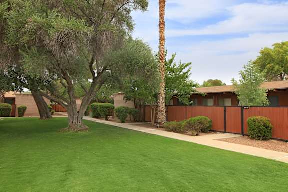 Shannon Park Apartments in Tucson, Arizona Exterior