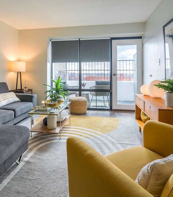 Model Living Room Furniture at Iris Luxury Apartments, Tennessee, 38105