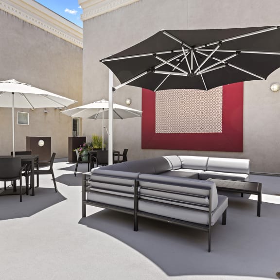 Outdoor covered seating at San Pedro Bank Lofts, San Pedro