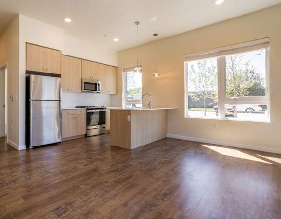 Meritage West Apartments in Boise, Idaho Kitchen and Dining Area