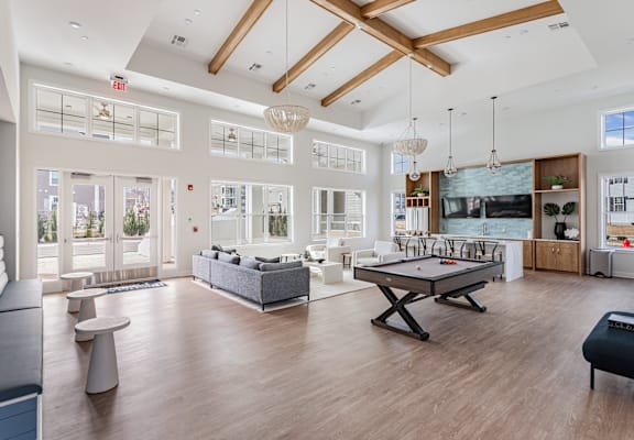 Clubhouse at Glen Oaks Apartments, Wall Township, NJ