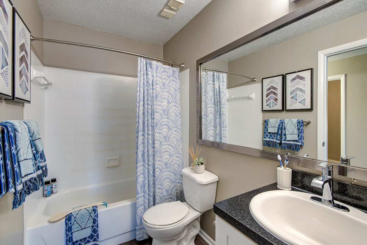 Westfield Village model unit interior photo - Centreville, VA