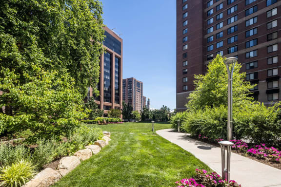 Park at 15 Bank Apartments, White Plains, NY