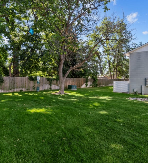 Sugar Pine Townhomes in Boise, Idaho Courtyard
