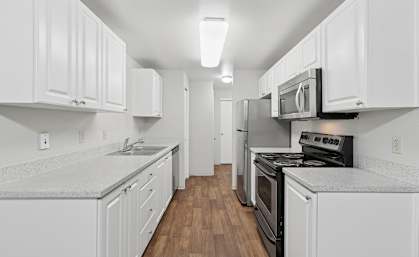 Mirabella Apartments in Everett, Washington Kitchen