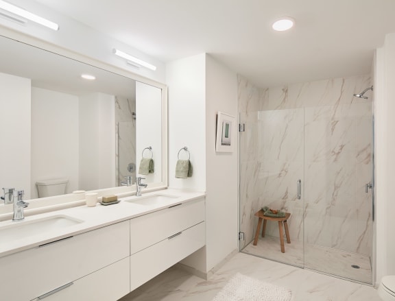 Modern Bathroom at The Apartments at Lincoln Common in IL 60614