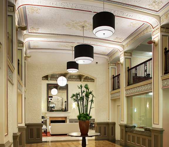 Lobby area, Valentine Apartments, Kansas City, MO
