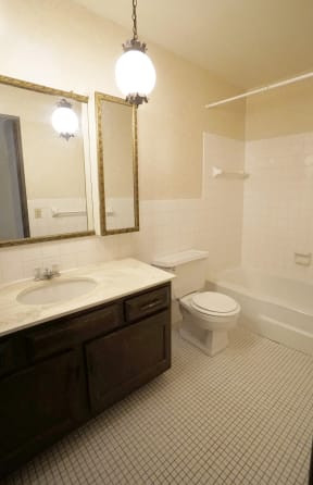 Priscilla Standish - Bathroom