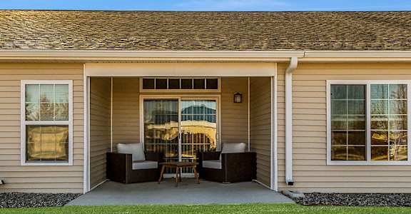 Grand Rapids Michigan Apartment Rentals Redwood Living Redwood Grand Rapids Bainbrook Way Flash Gallery Exterior
