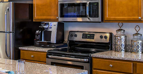 Midland Michigan Apartment Rentals Redwood Living Redwood Midland Flash Gallery Kitchen