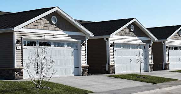 Grimes Iowa Apartment Rentals Redwood Grimes Exterior Flash Gallery Neighborhood Setting