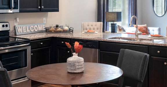 Simpsonville South Carolina Apartment Rentals Redwood Living Redwood Simpsonville Georgia Road Flash Gallery Kitchen