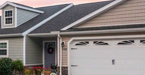 Cuyahoga Falls Ohio Apartment Rentals Redwood Living Redwood Cuyahoga Falls Flash Gallery Exterior