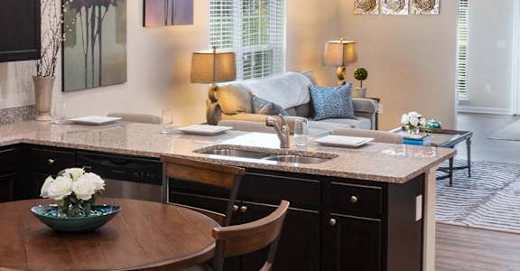 Newark Ohio Apartment Rentals Redwood Living Redwood Newark Flash Gallery Kitchen