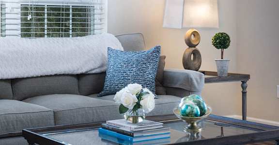Fort Wayne Indiana Apartment Rentals Redwood Living Redwood Fort Wayne Cowen Place Flash Gallery Living