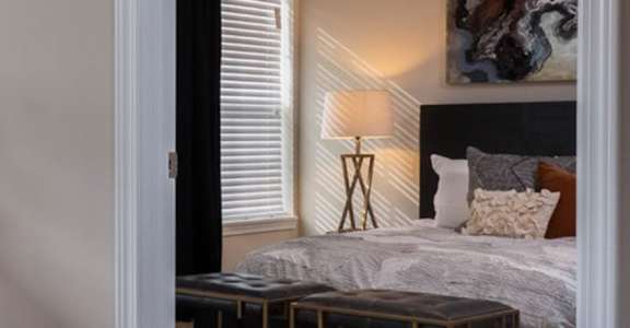 Brownsburg Indiana Apartment Rentals Redwood LivingRedwood Brownsburg Flash Gallery Den to Bedroom