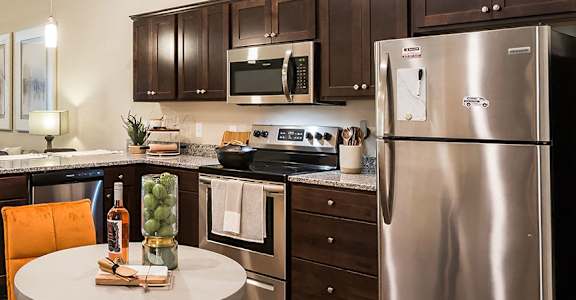 Grand Blanc Michigan Apartment Rentals Redwood Grand Blanc Flash Gallery Kitchen